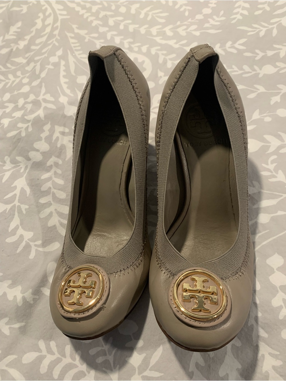 Tory Burch Taupe Round-Toe Pumps with Gold Logo